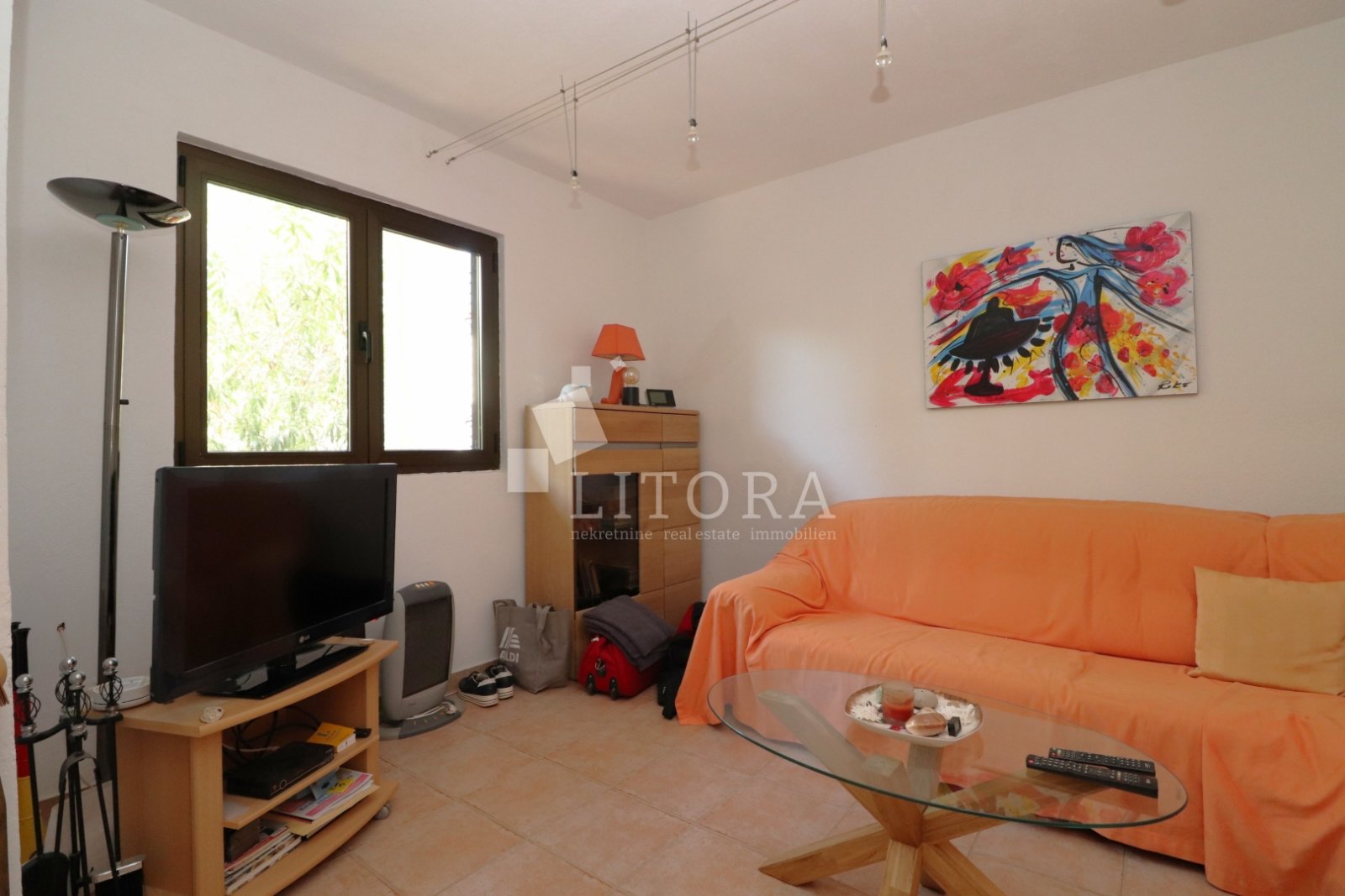 317323 - Villa in Vodice