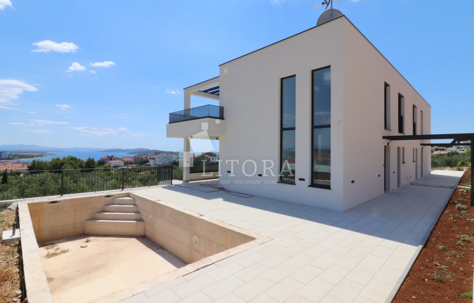 312861 - Villa in Vodice