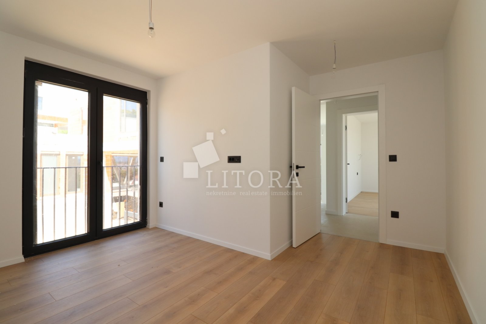 312861 - Villa in Vodice