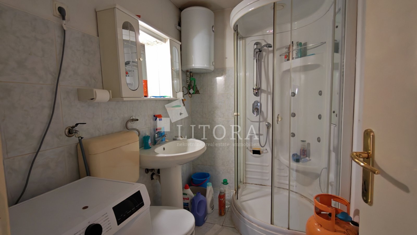 312658 - Villa in Vodice