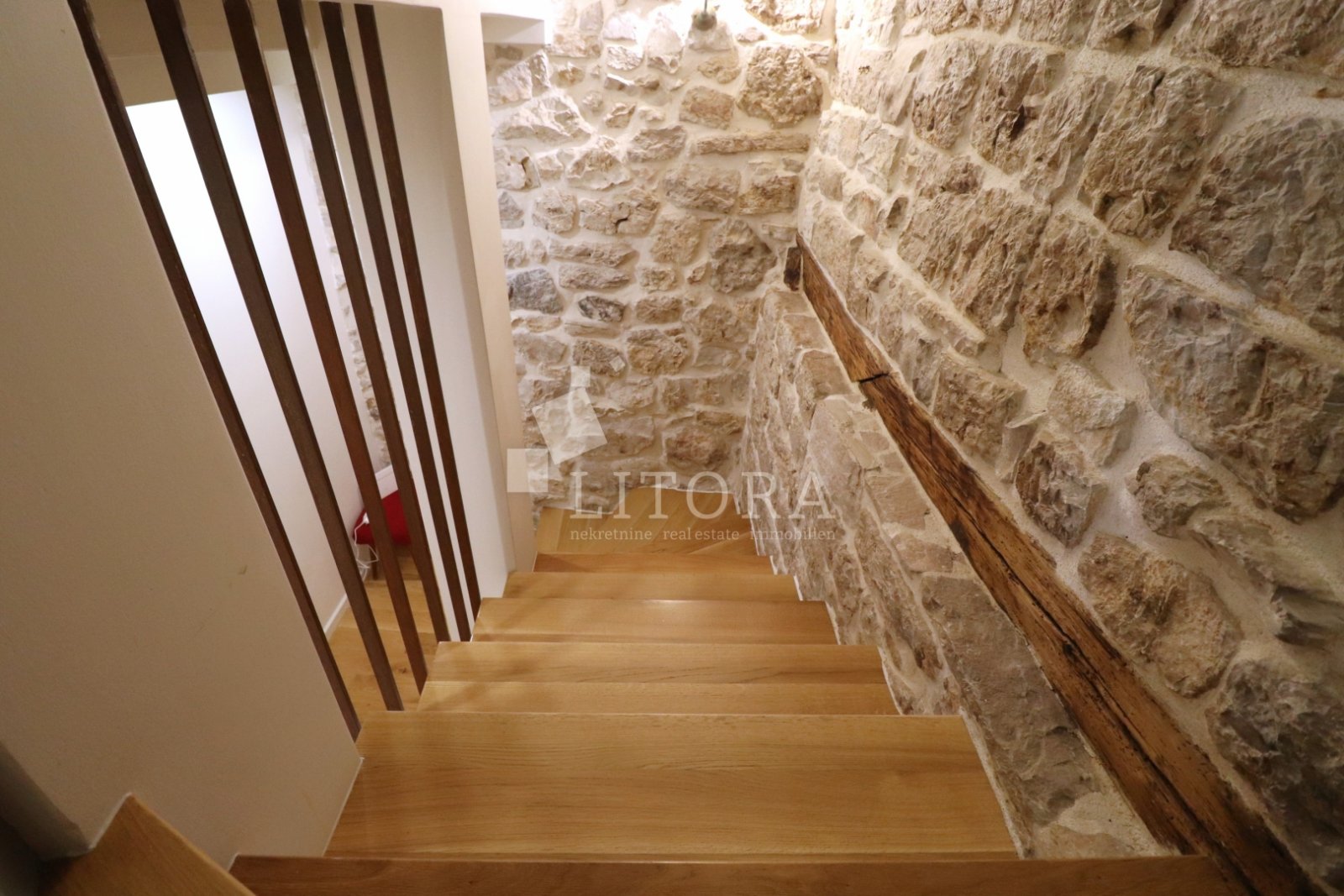 308160 - Villa in Šibenik