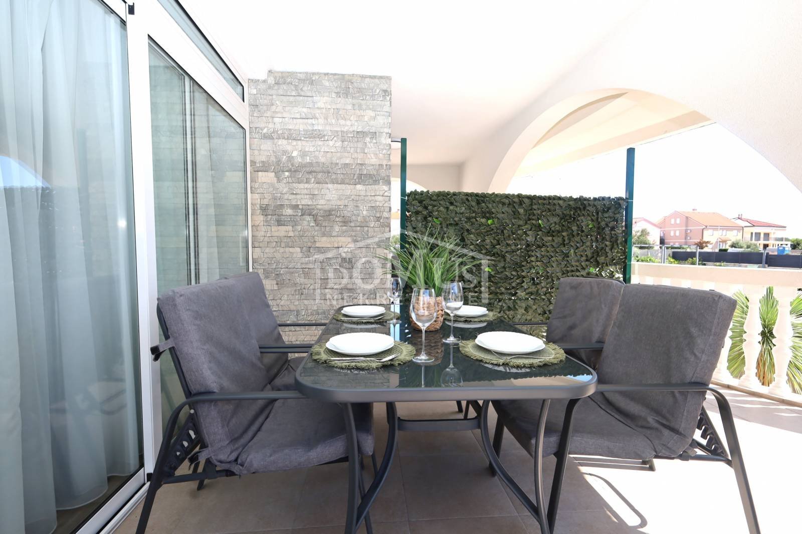 621077 - Villa in Vodice