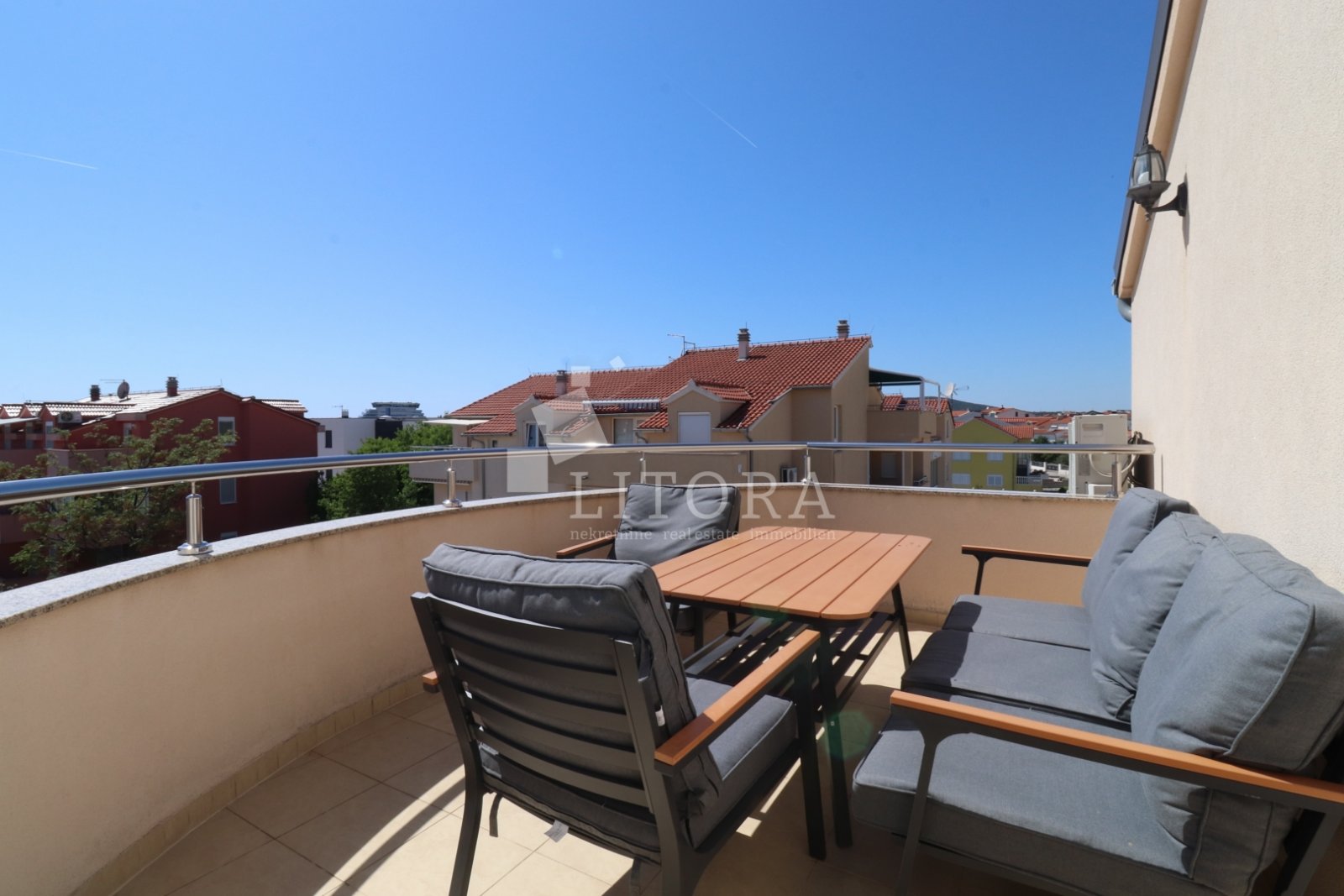 304584 - Villa in Vodice
