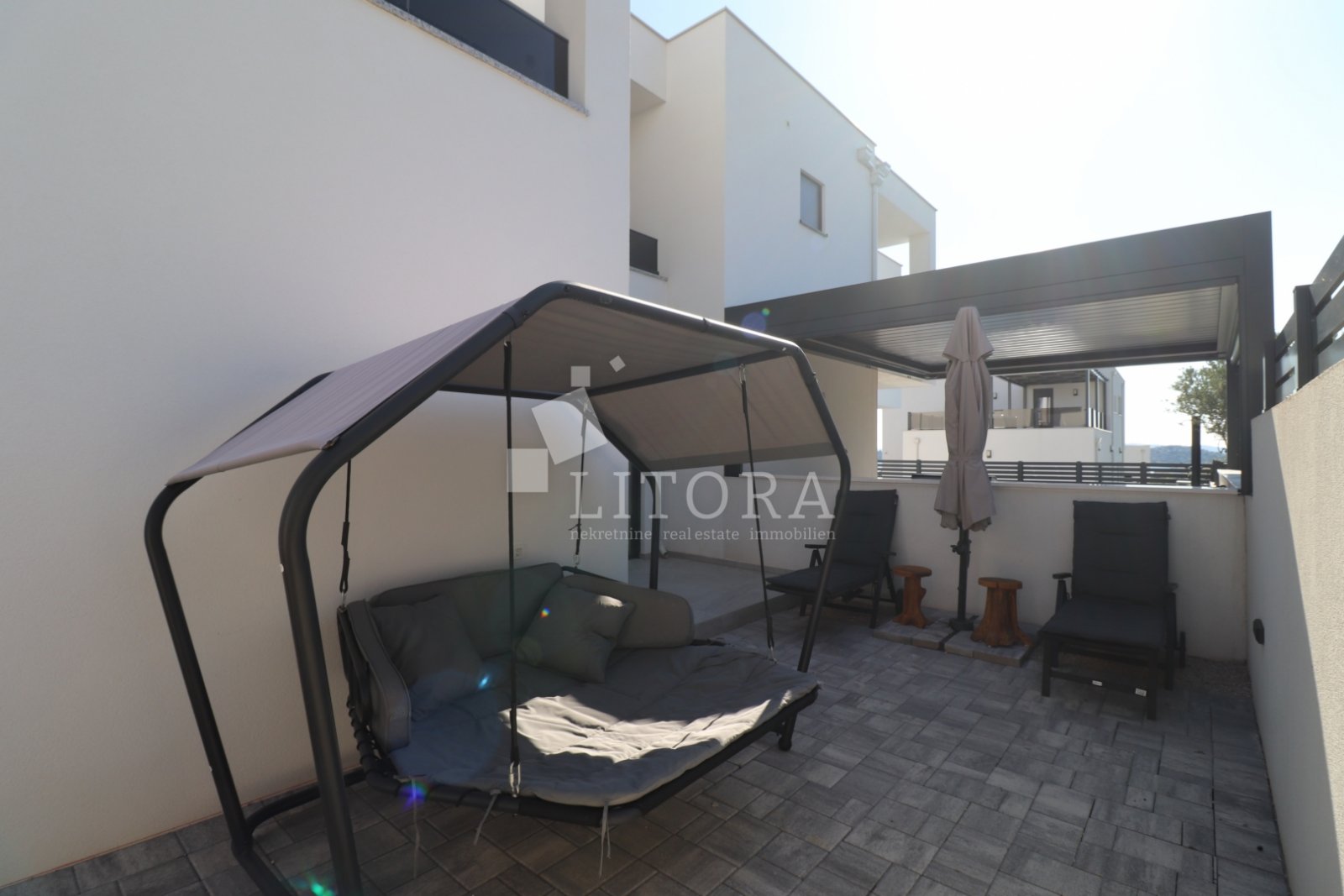 281331 - Villa in Vodice