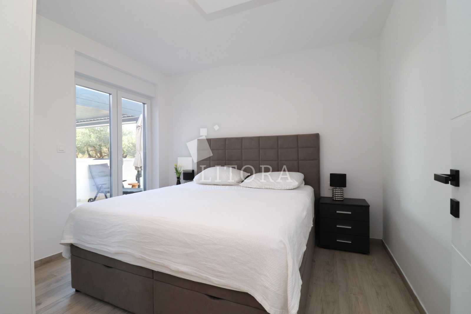 281331 - Villa in Vodice