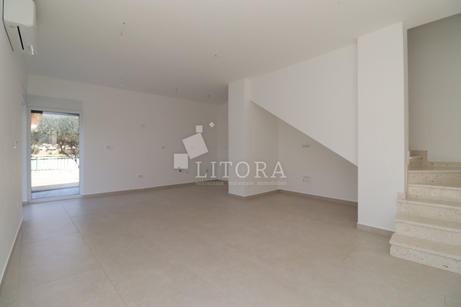 312847 - Villa in Šibenik - Okolica