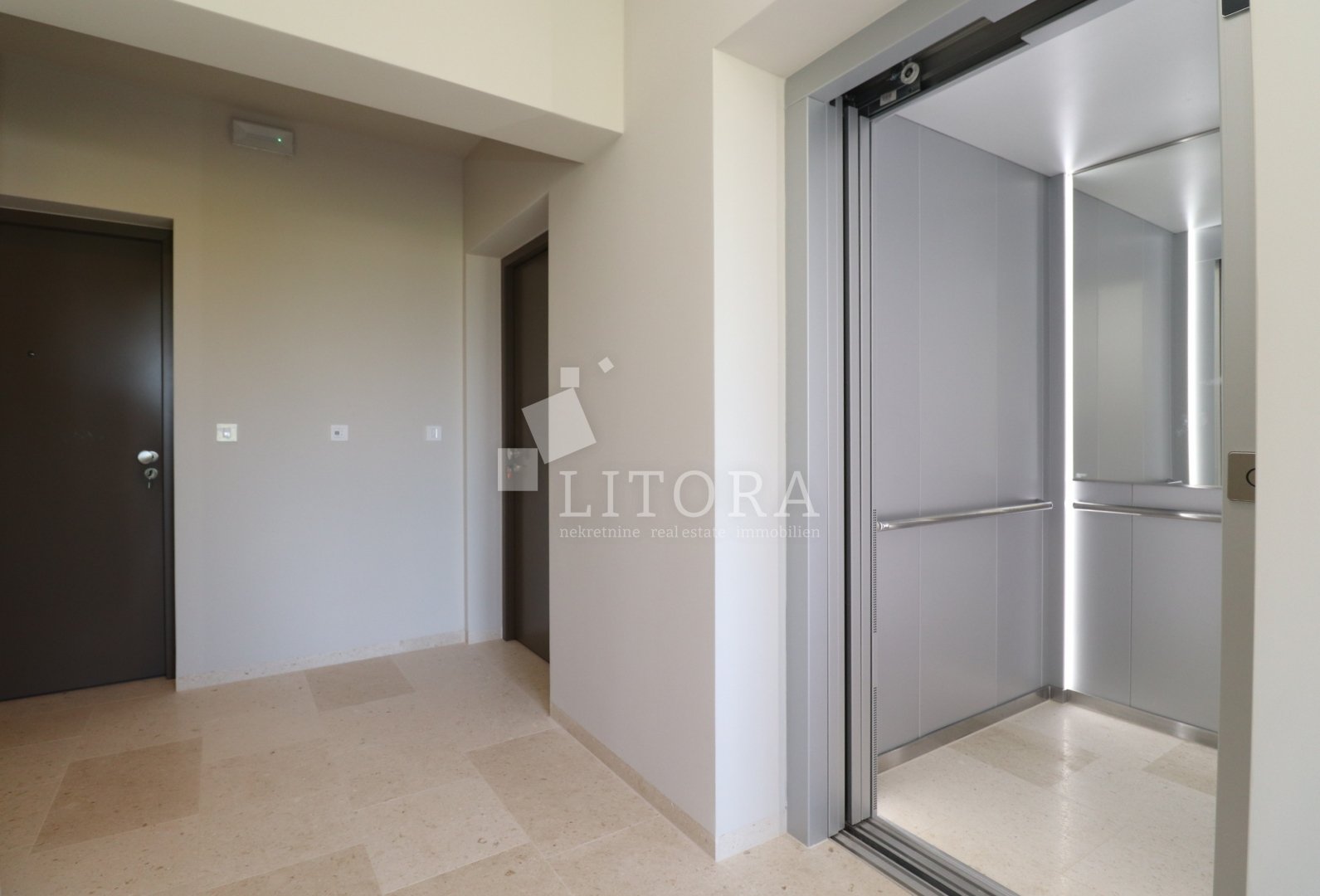 290406 - Wohnung in Vodice
