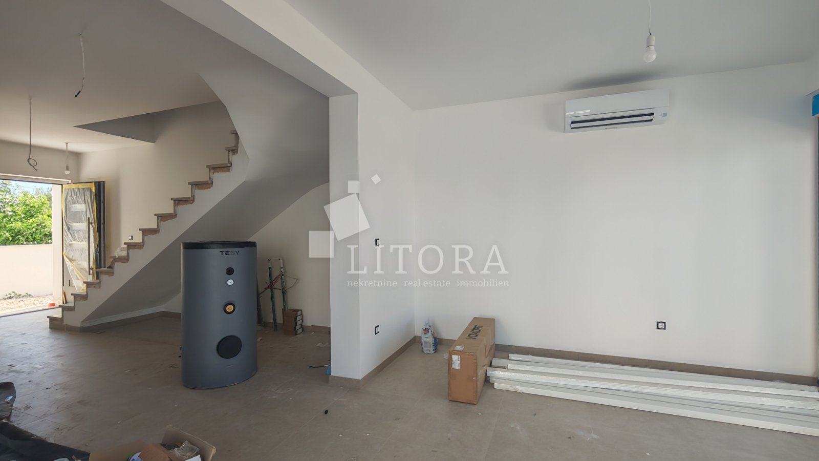 288997 - Villa in Vodice