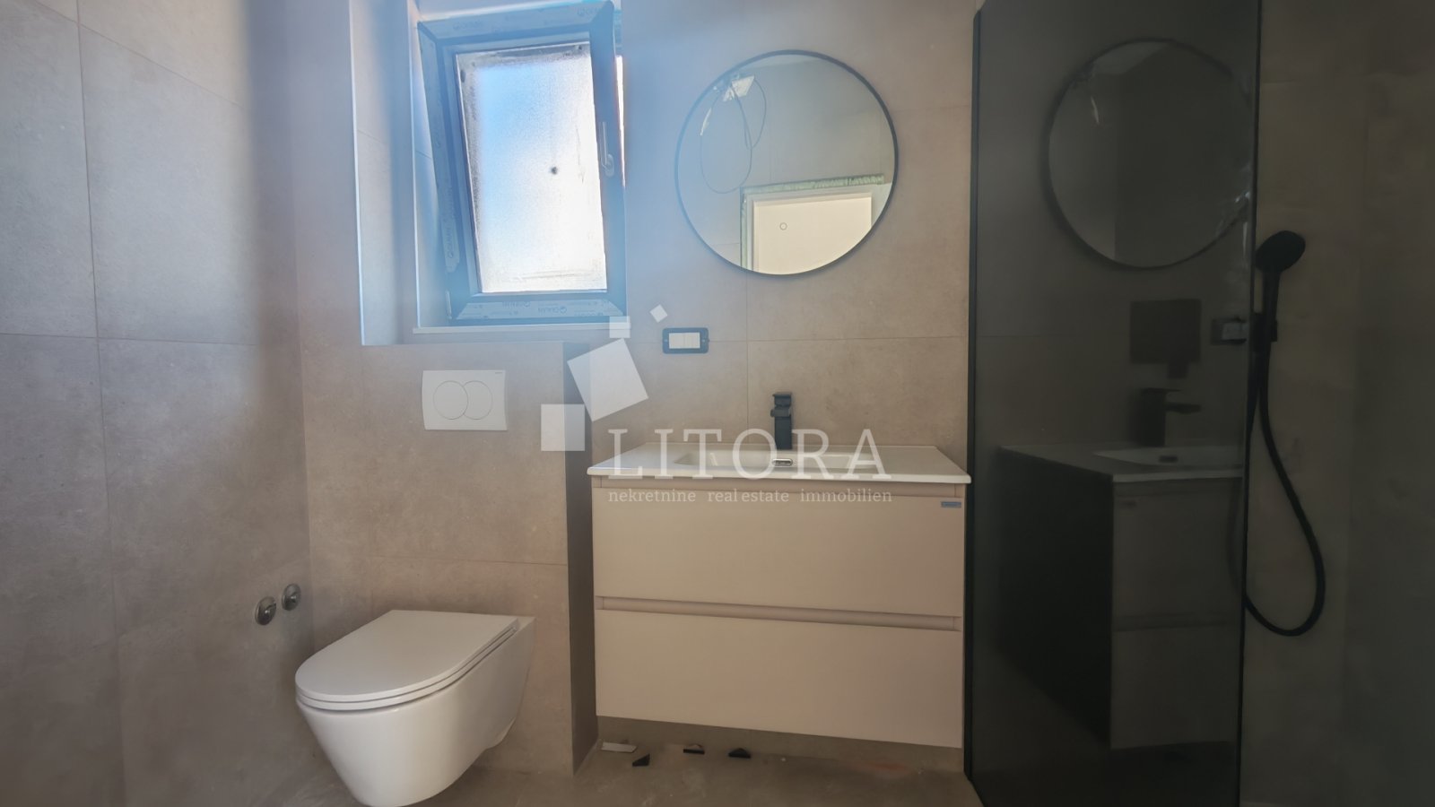 288997 - Villa in Vodice