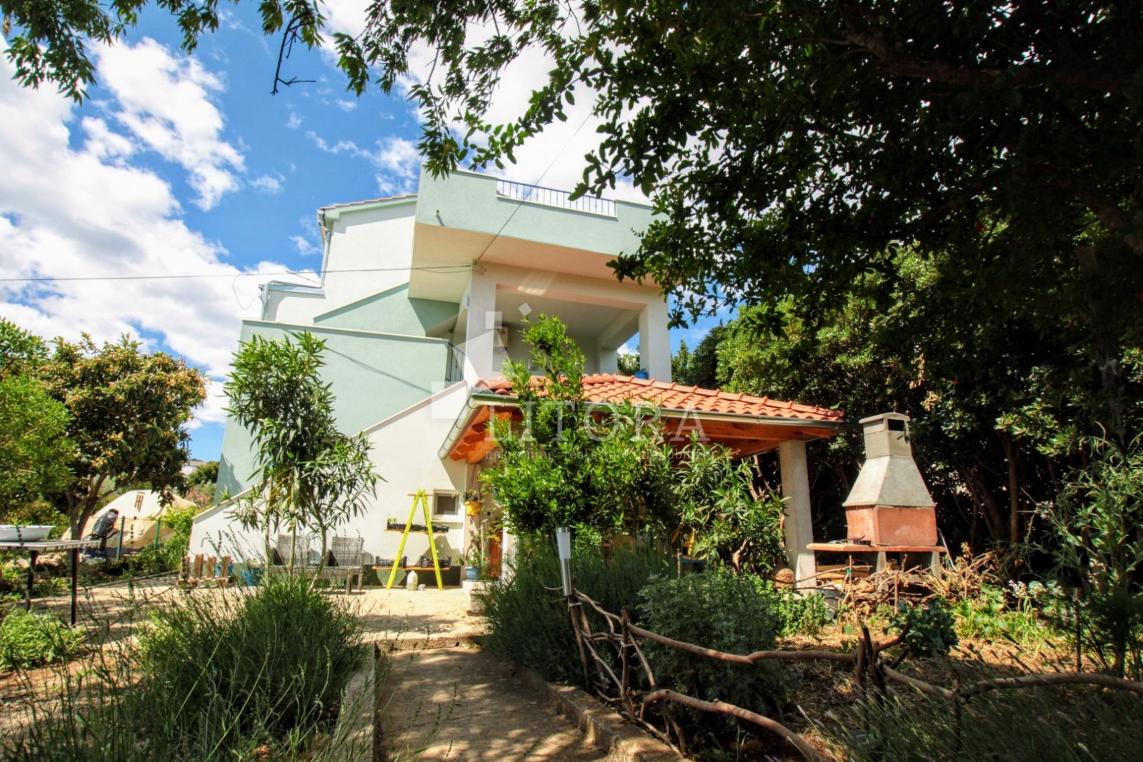 284035 - Villa in Tisno
