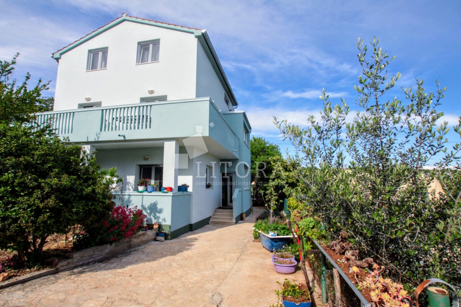 284035 - Villa in Tisno