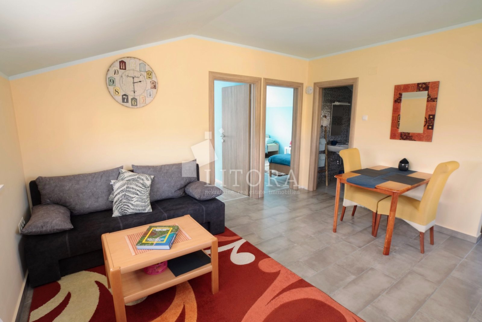 284035 - Villa in Tisno