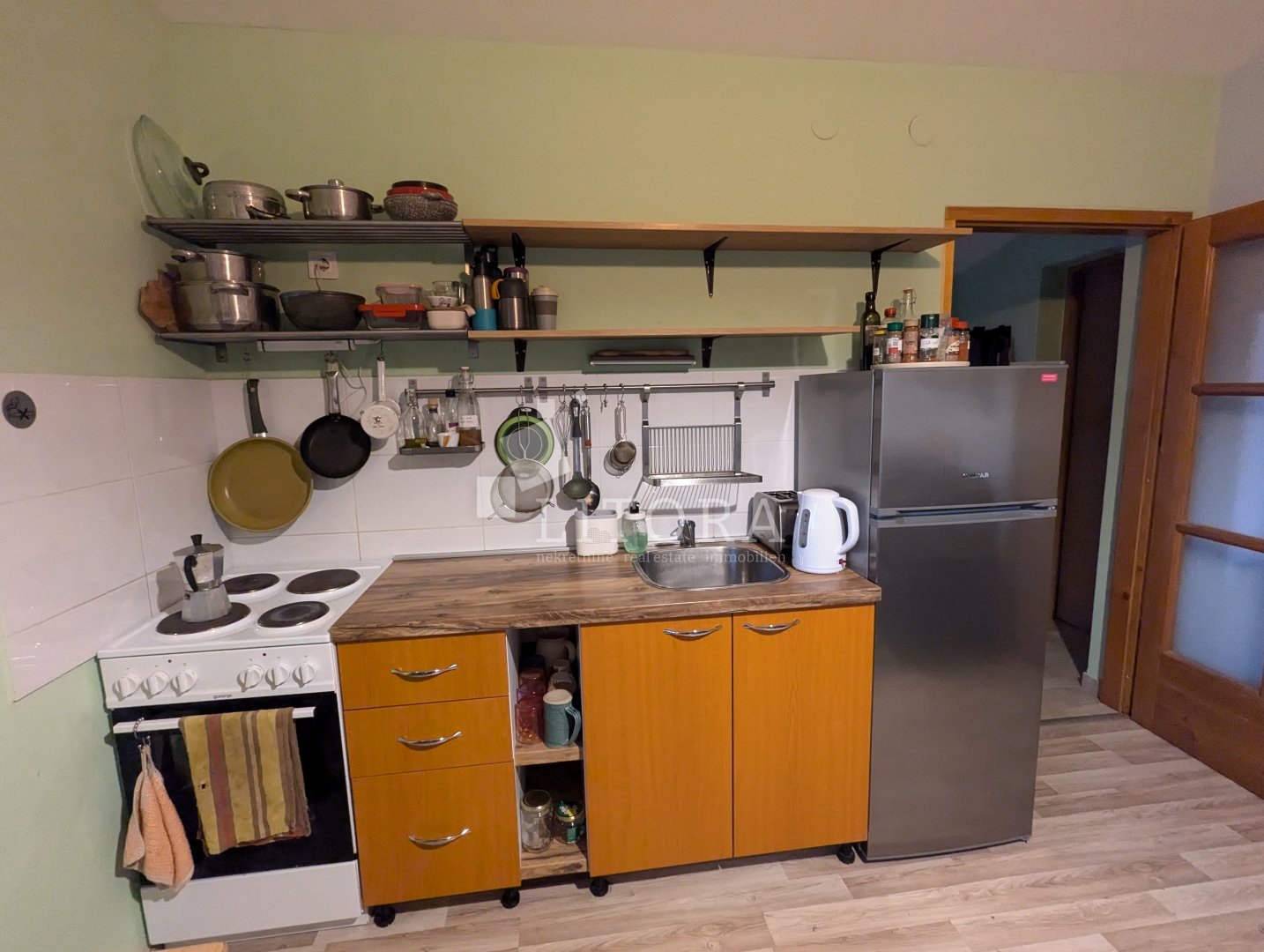 284035 - Villa in Tisno