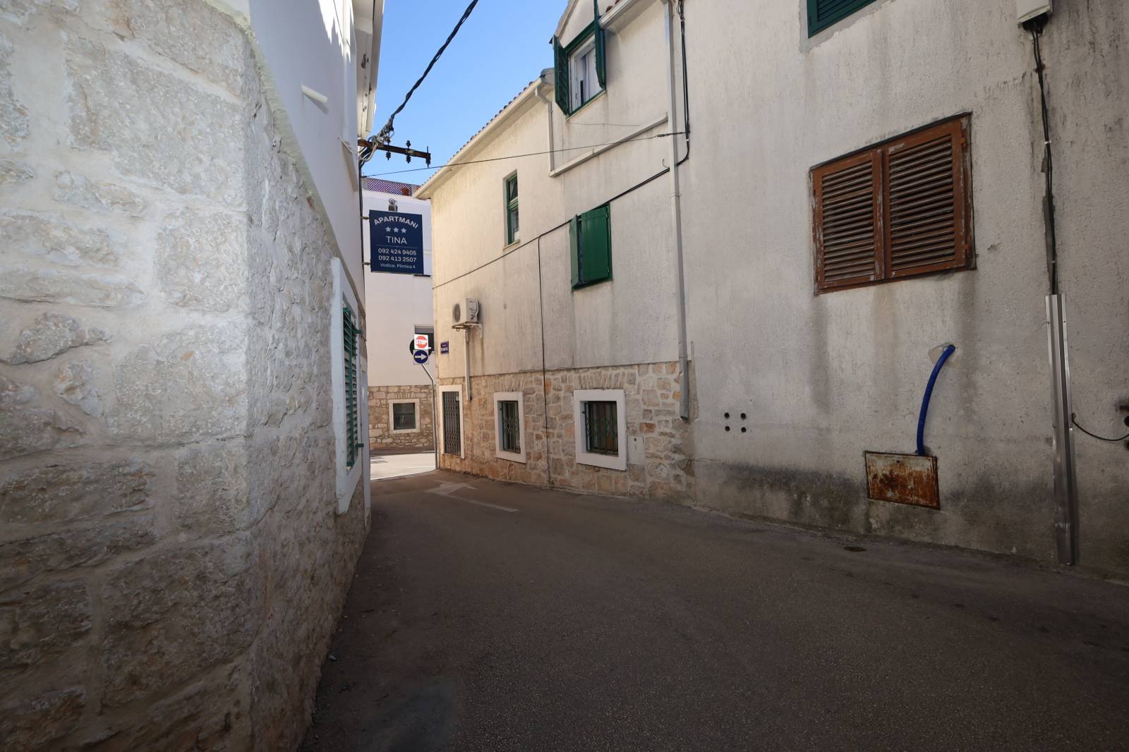 625347 - Villa in Vodice