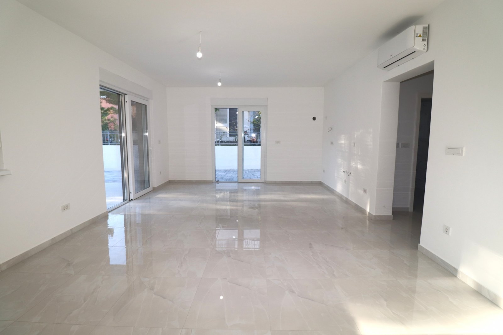284188 - Villa in Vodice