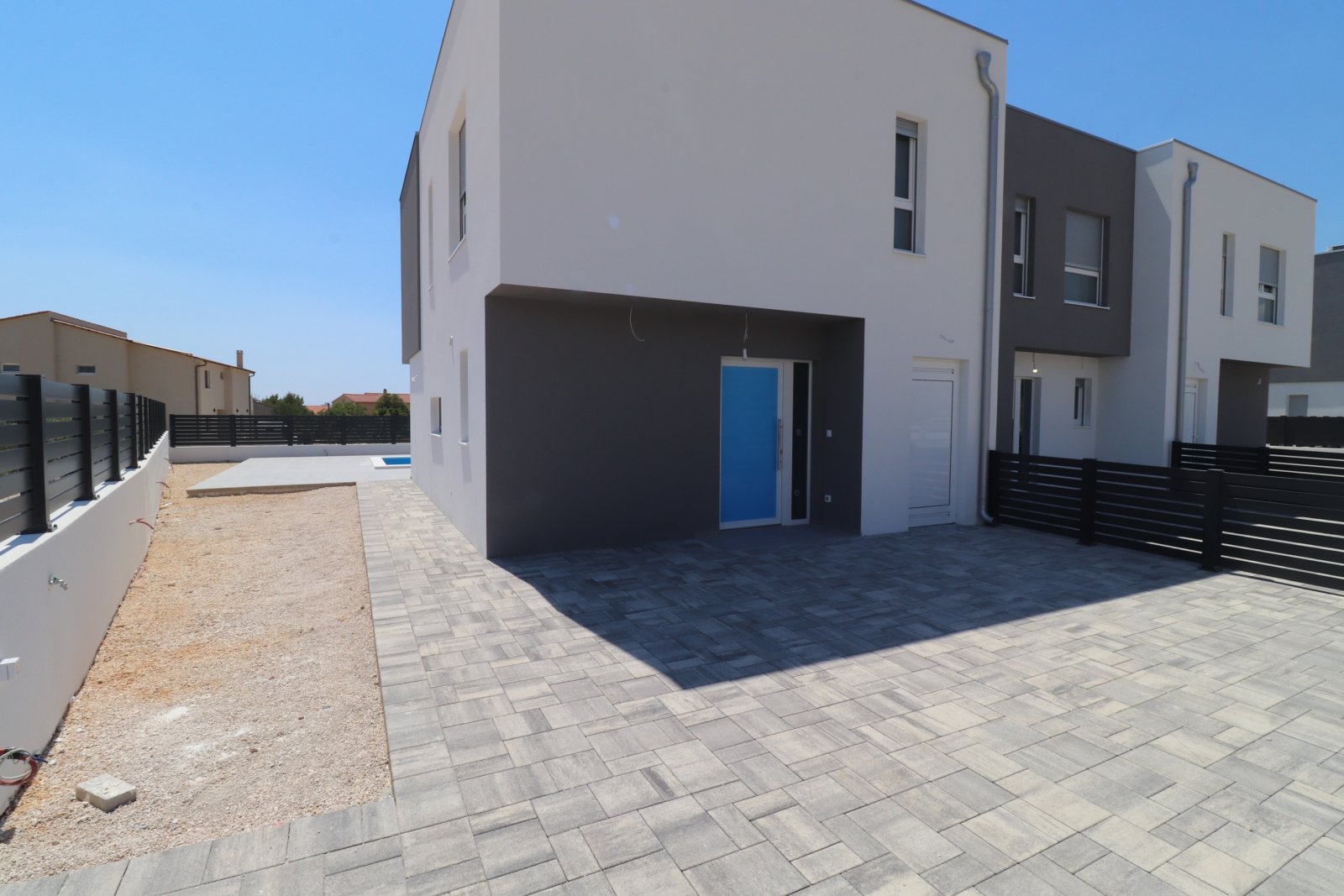 280990 - Villa in Vodice