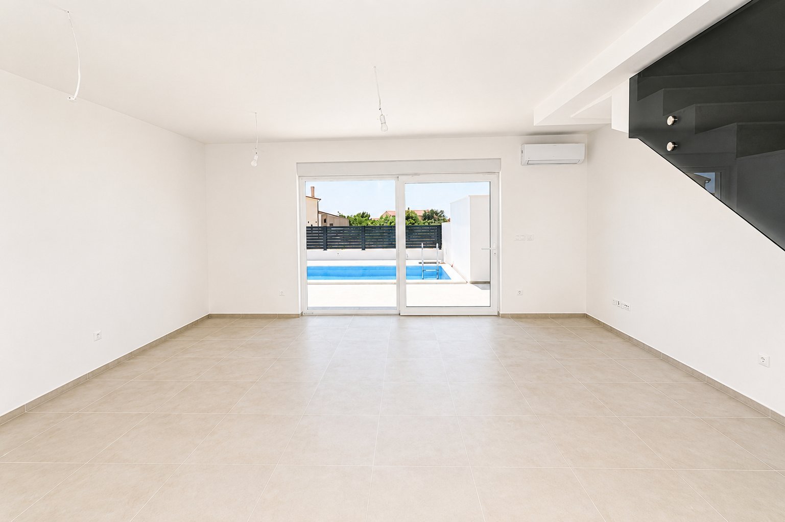 280990 - Villa in Vodice