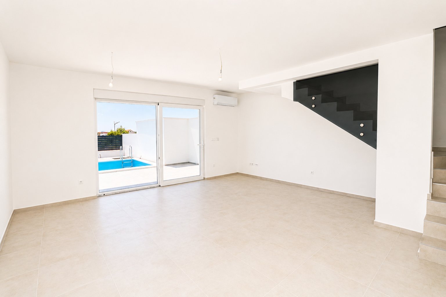 280990 - Villa in Vodice