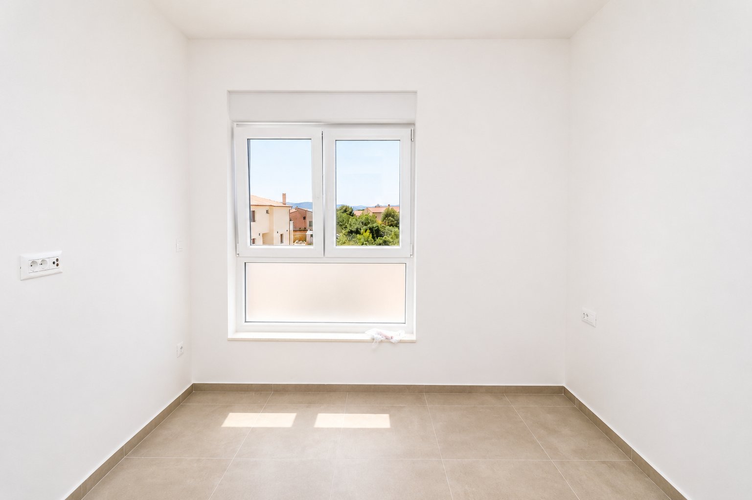 280990 - Villa in Vodice