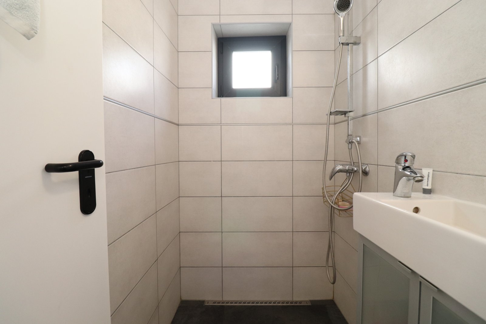 276057 - Wohnung in Tisno