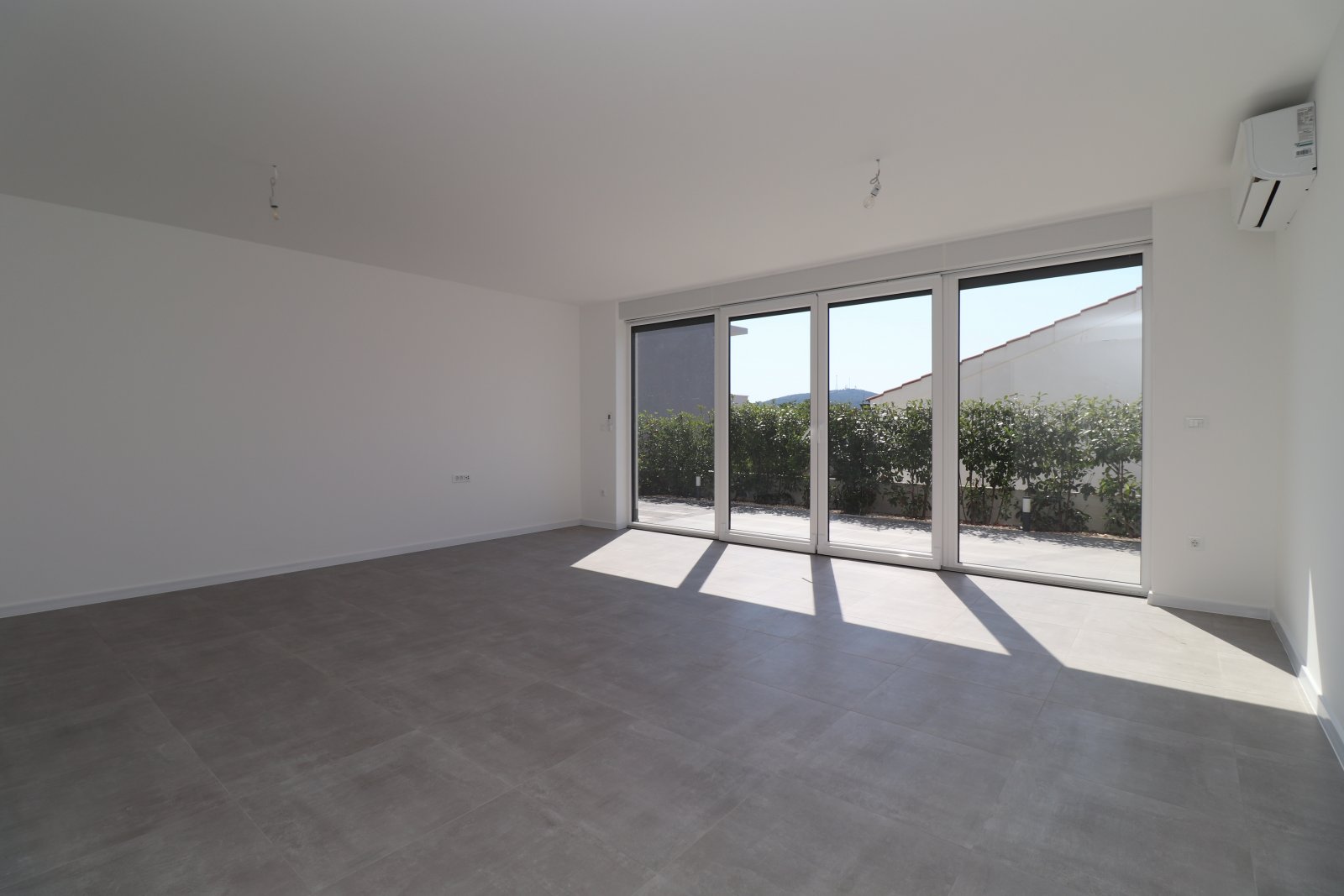 274492 - Villa in Tisno