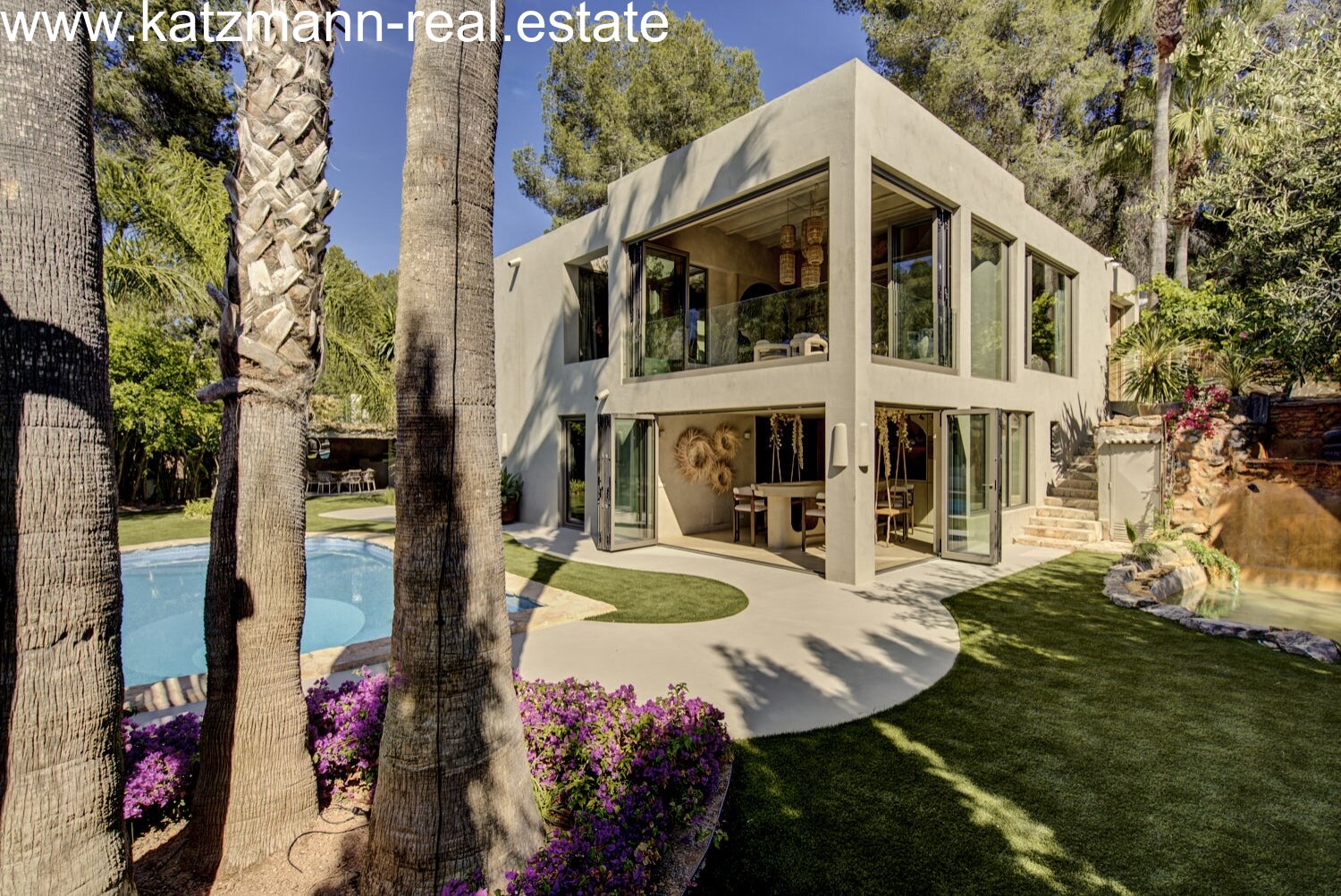 Yin Yang – Villa in Can Furnet