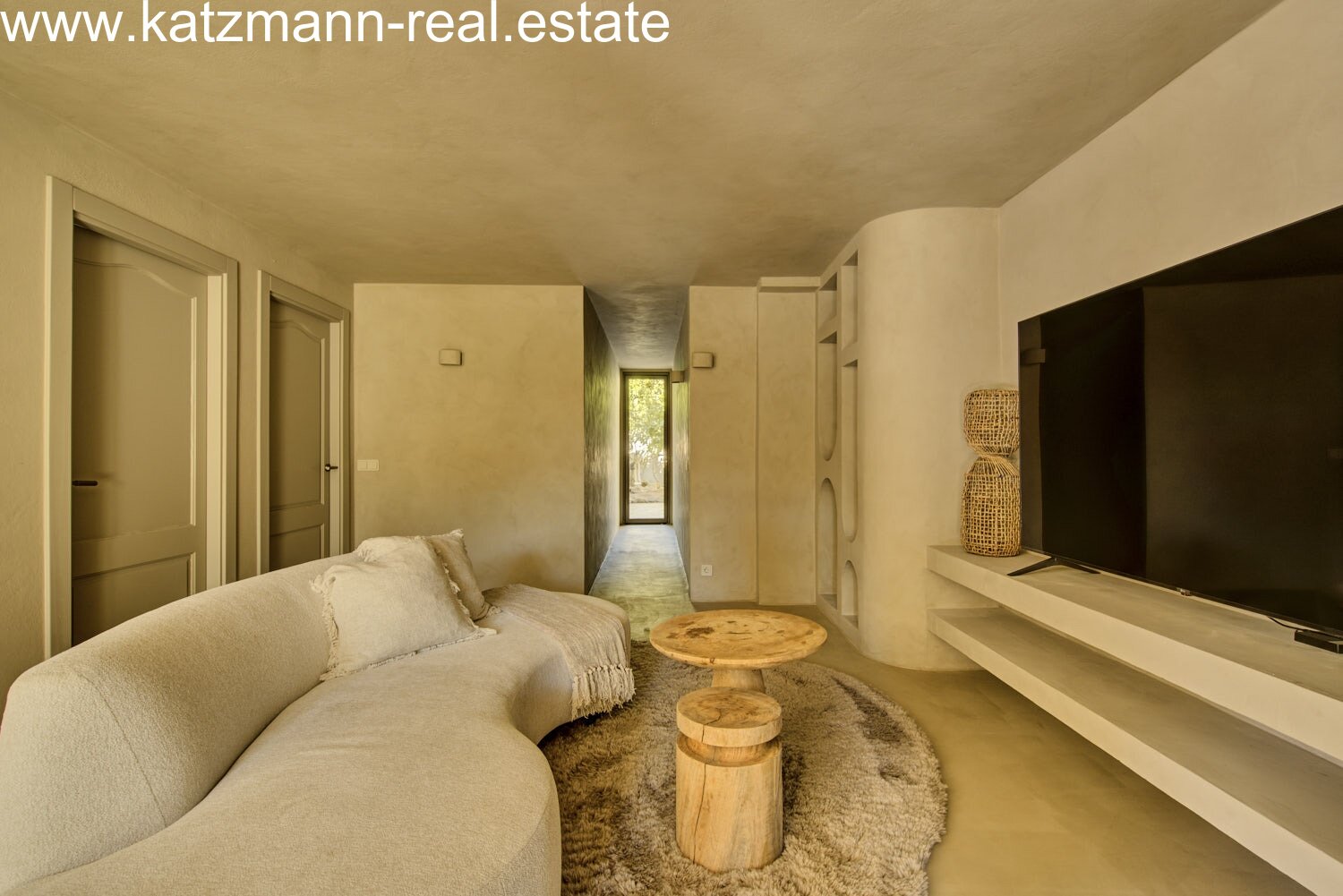 Yin Yang – Villa in Can Furnet