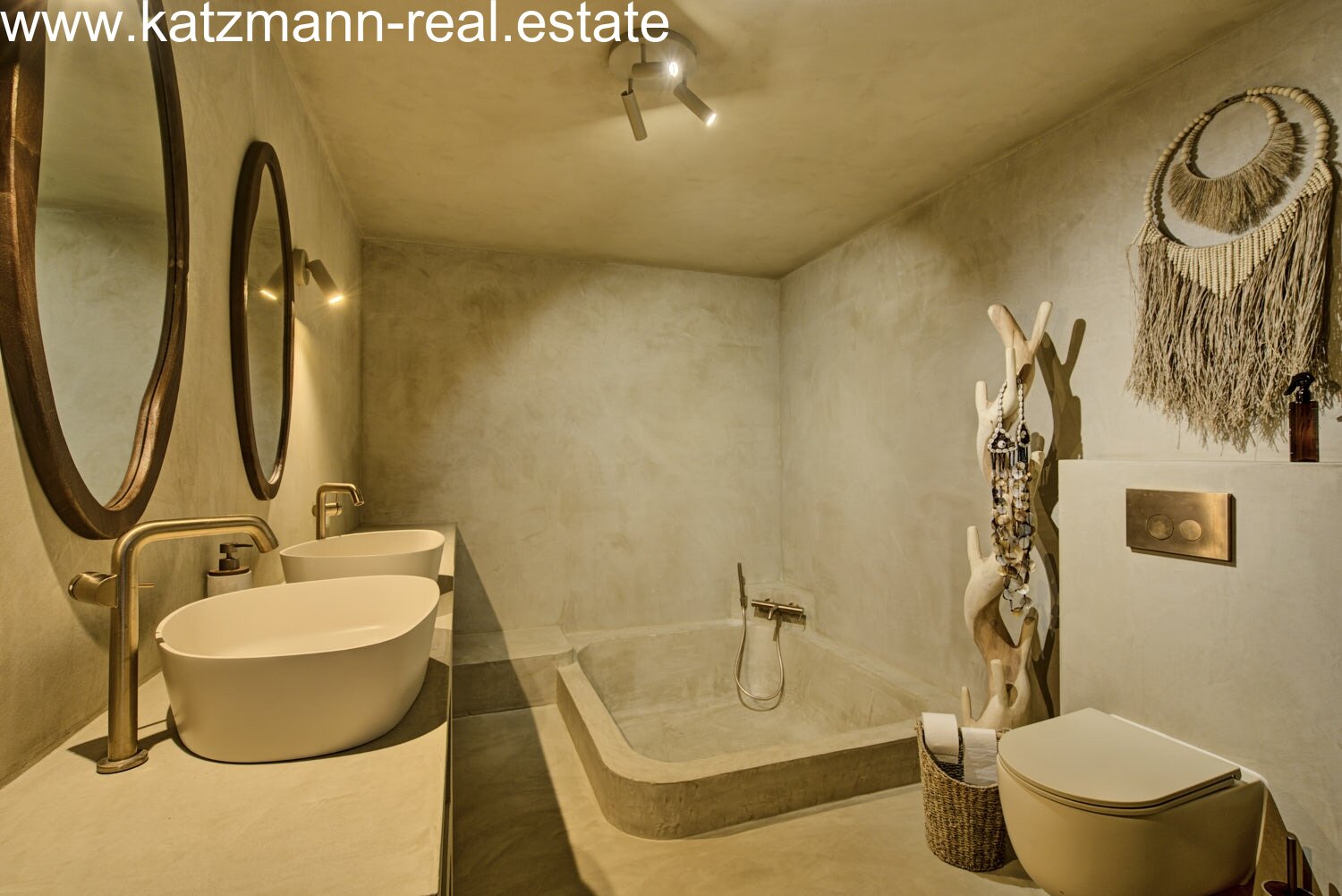 Yin Yang – Villa in Can Furnet