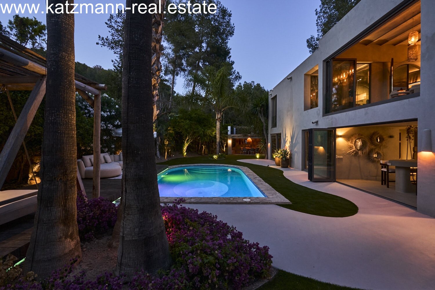 Yin Yang – Villa in Can Furnet