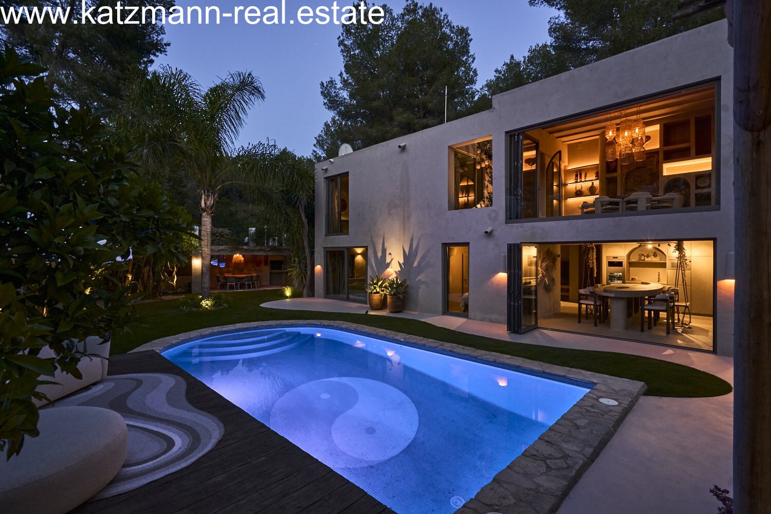 Yin Yang – Villa in Can Furnet