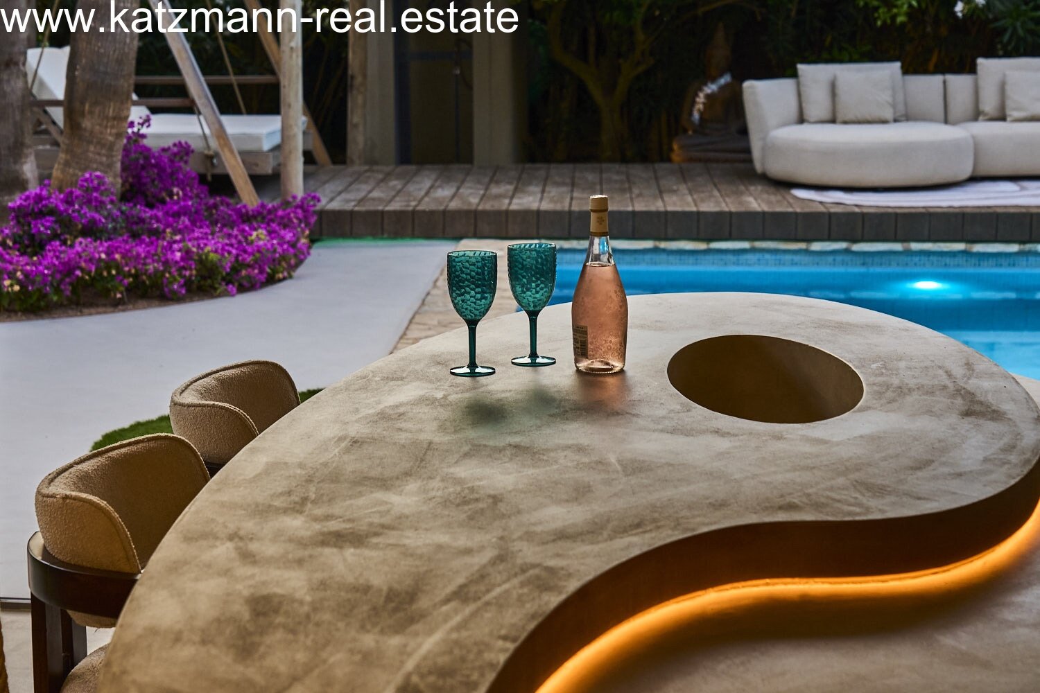 Yin Yang – Villa in Can Furnet