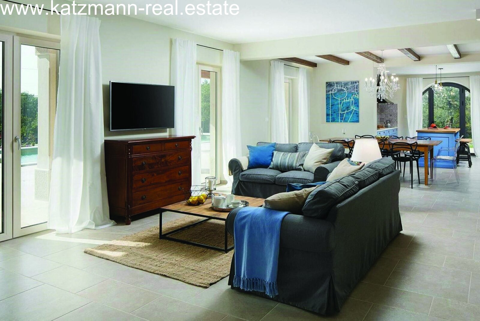 Mediterranes Wohnerlebnis in Pula – Charmantes 2-Zimmer-Haus mit großzügiger Wohnfläche