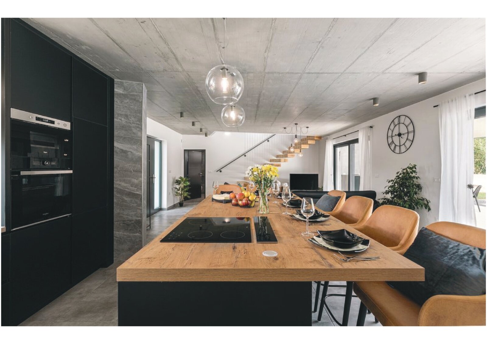 Mediterranes Flair trifft modernen Luxus – Exklusives 3-Schlafzimmer-Haus mit großem Pool in Pula