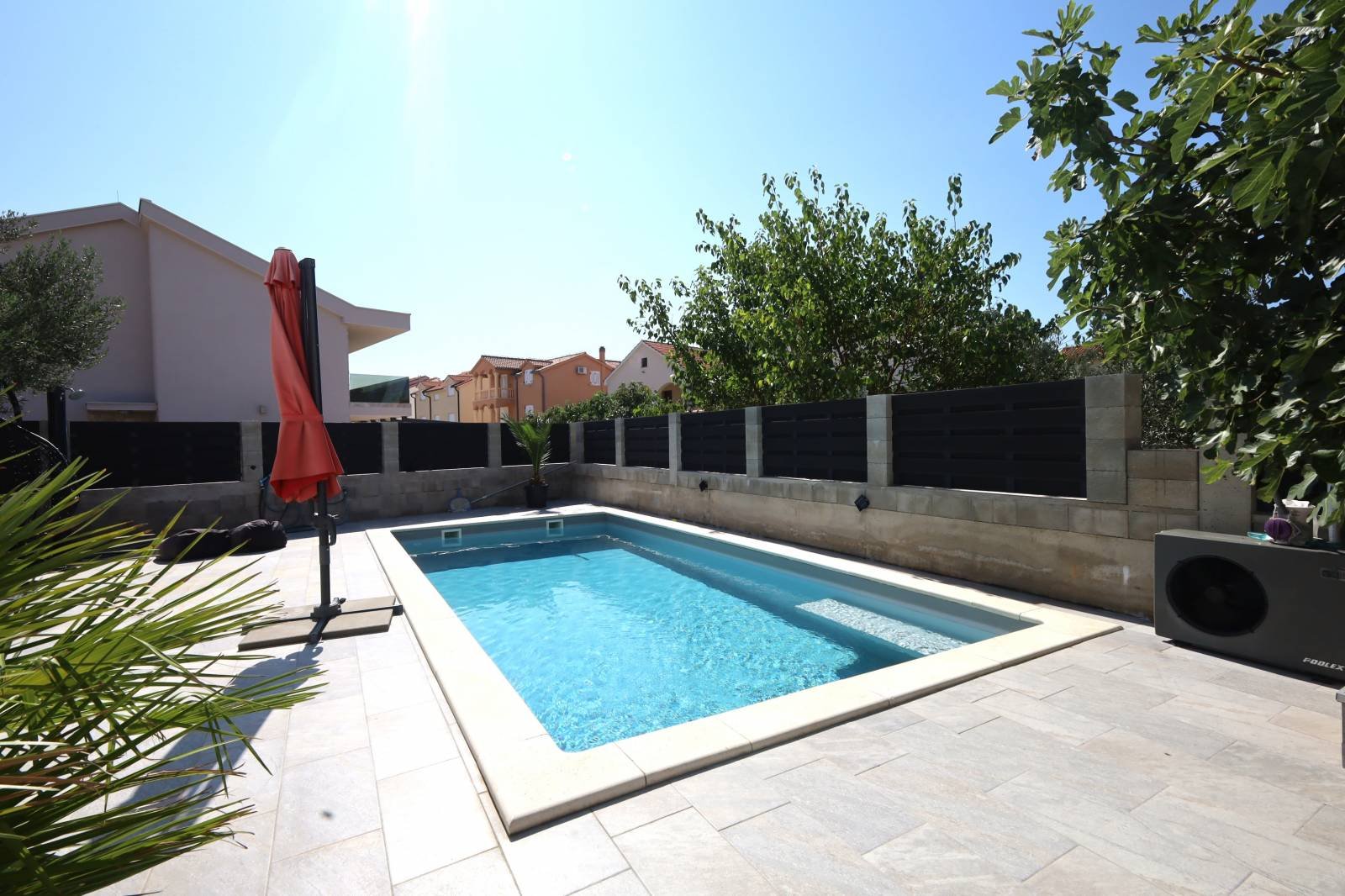 621077 - Villa in Vodice