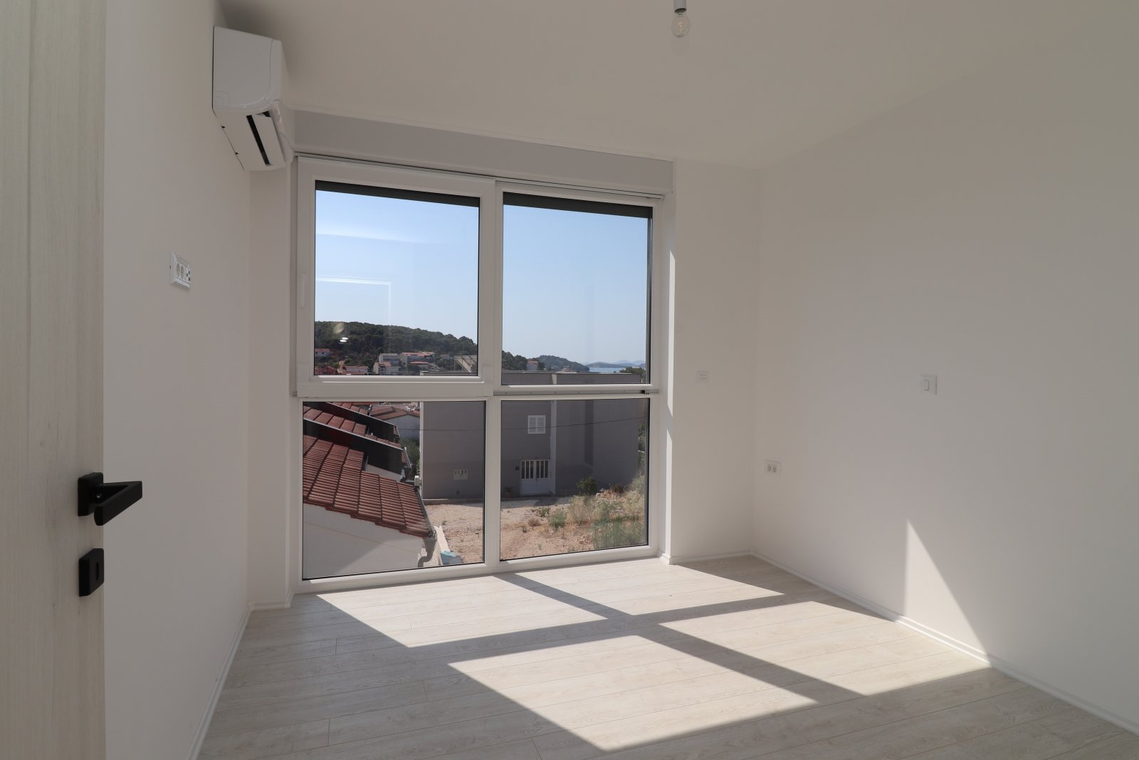 274491 - Villa in Tisno