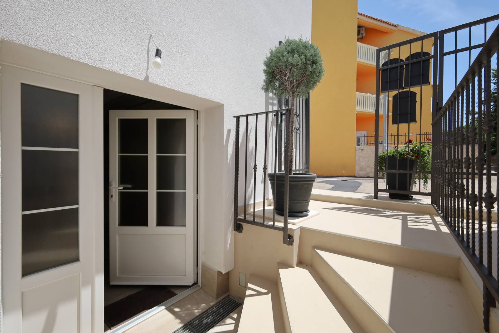 519522 - Wohnung in Vodice