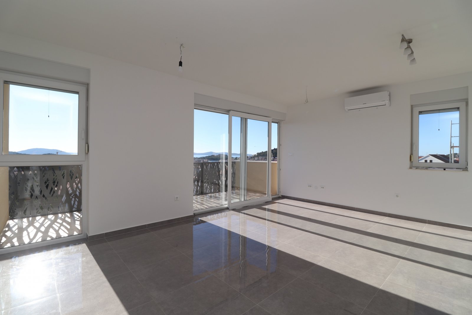 287523 - Wohnung in Tribunj