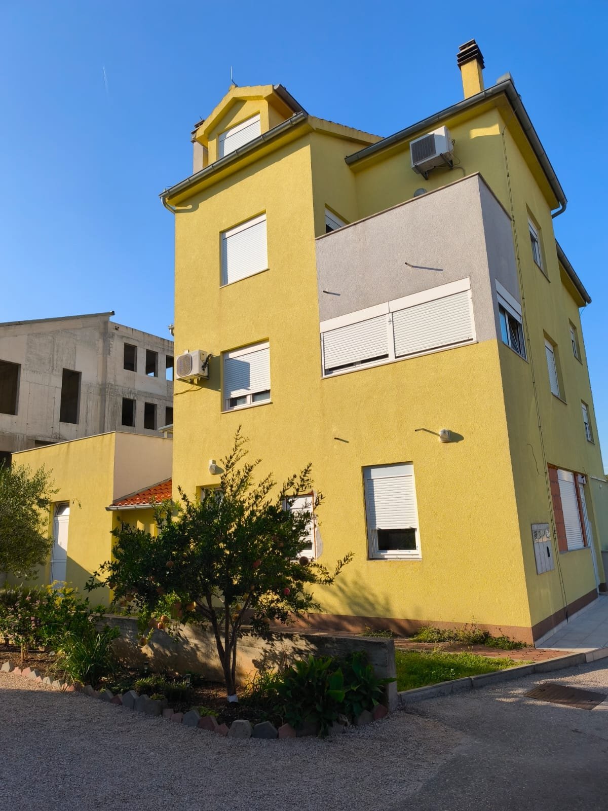 280946 - Wohnung in Šibenik 