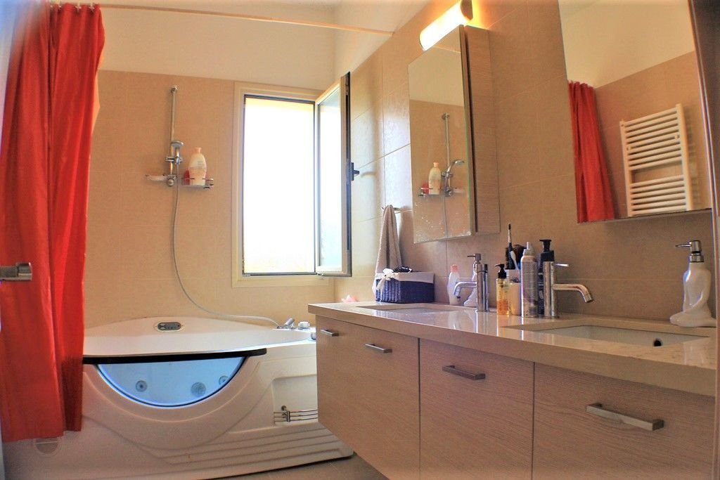 For Sale large private villa in Polemi village of Paphos in a private beautiful green area at the outskirts of the Village.
Private big swimming pool