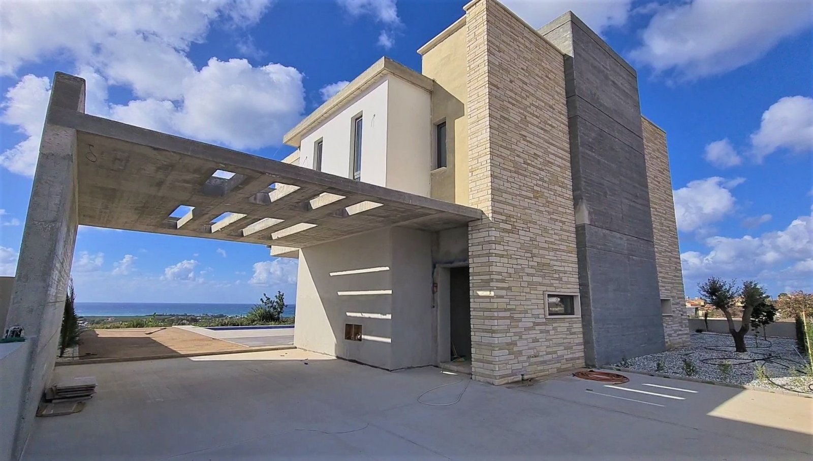 Fantastic Brand New Villa in Pegeia Available for Sale,
Luxury Modern High Quality for sale 4 Bedrooms, 4 Bathrooms.
350m2 covered, 1000m2 plot,