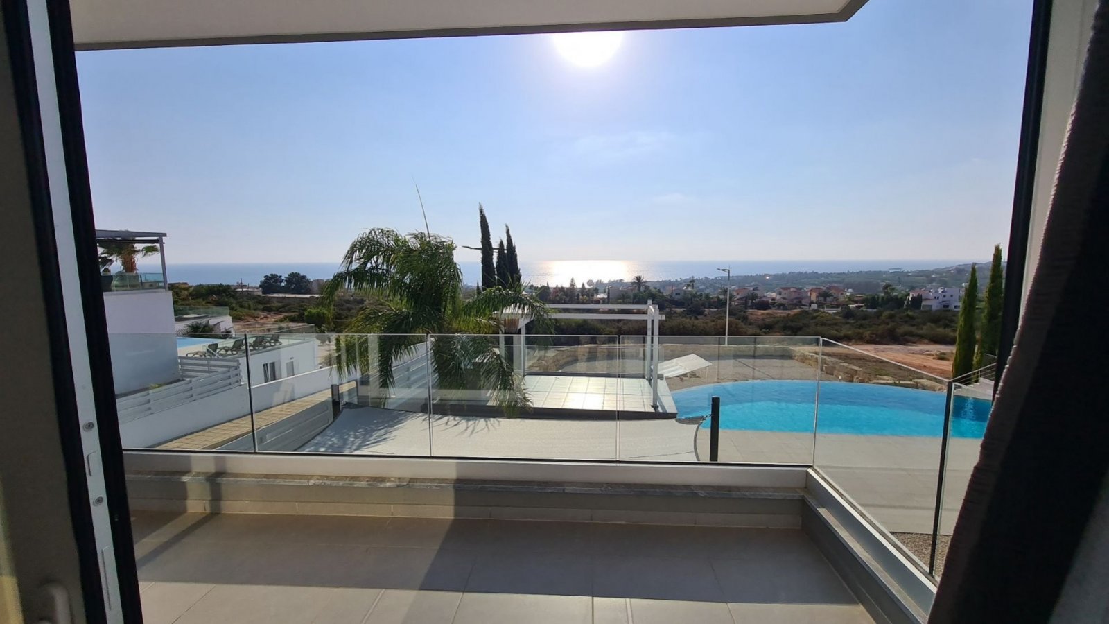 For sale: This beautiful detached villa in Pegeia - Sea Caves offers spacious living in one of the areas most sought-after locations. With an internal