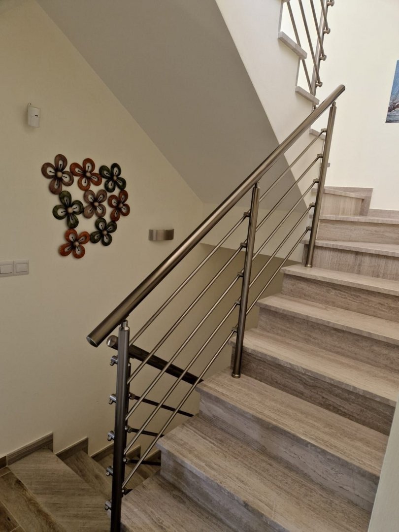 2 Storey 3 Bedrooms 3 bathtoom beautiful Villa with private swimming pool 7x3,5, fully furnished and equipped,
heated floors, barbeque ares, giverex