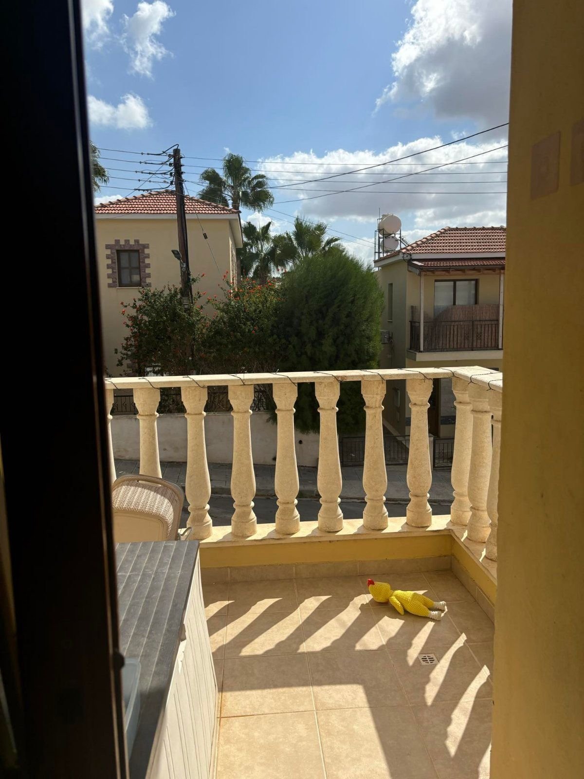 For sale is this charming detached villa located in the tranquil area of Timi. With a generous internal space of 184 m2, this home offers ample room f