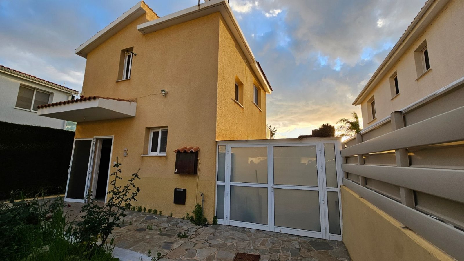 For sale is a charming detached villa set in the desirable area of Pegeia - Agios Georgios. This beautiful property, built in 2005, offers a generous For sale is a charming detached villa set in the desirable area of Pegeia - Agios Georgios. This beautiful property, built in 2005, offers a generous