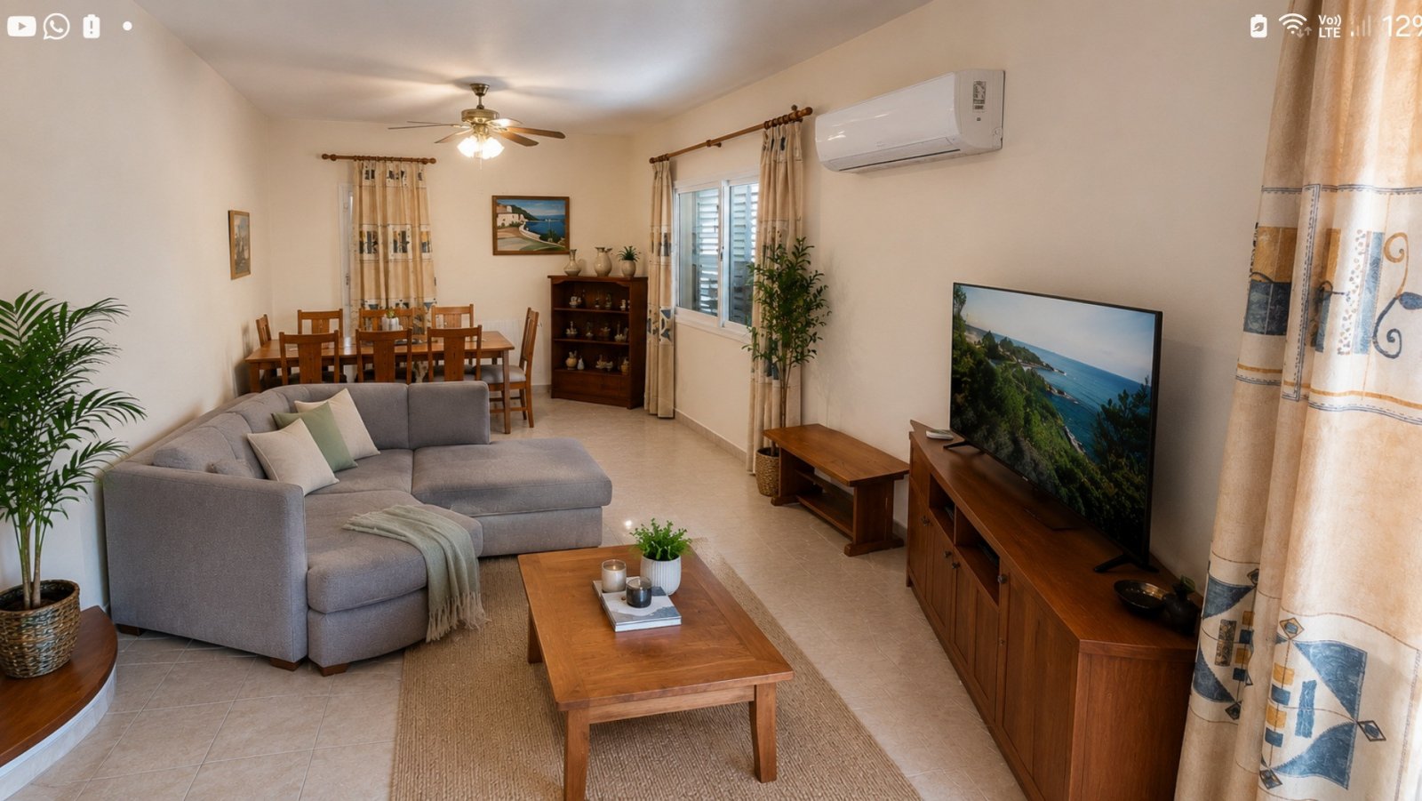 For sale: Detached villa in the popular area of Kato Paphos - Universal. This well-maintained resale property offers a generous internal space of 138