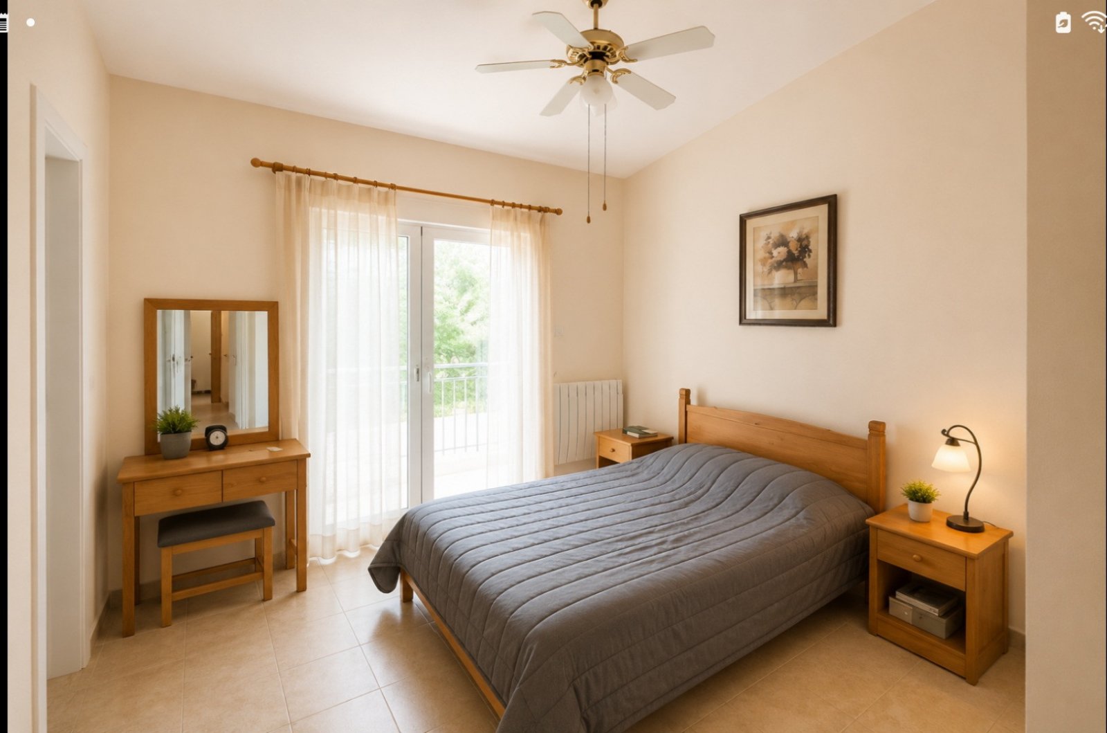 For sale: Detached villa in the popular area of Kato Paphos - Universal. This well-maintained resale property offers a generous internal space of 138