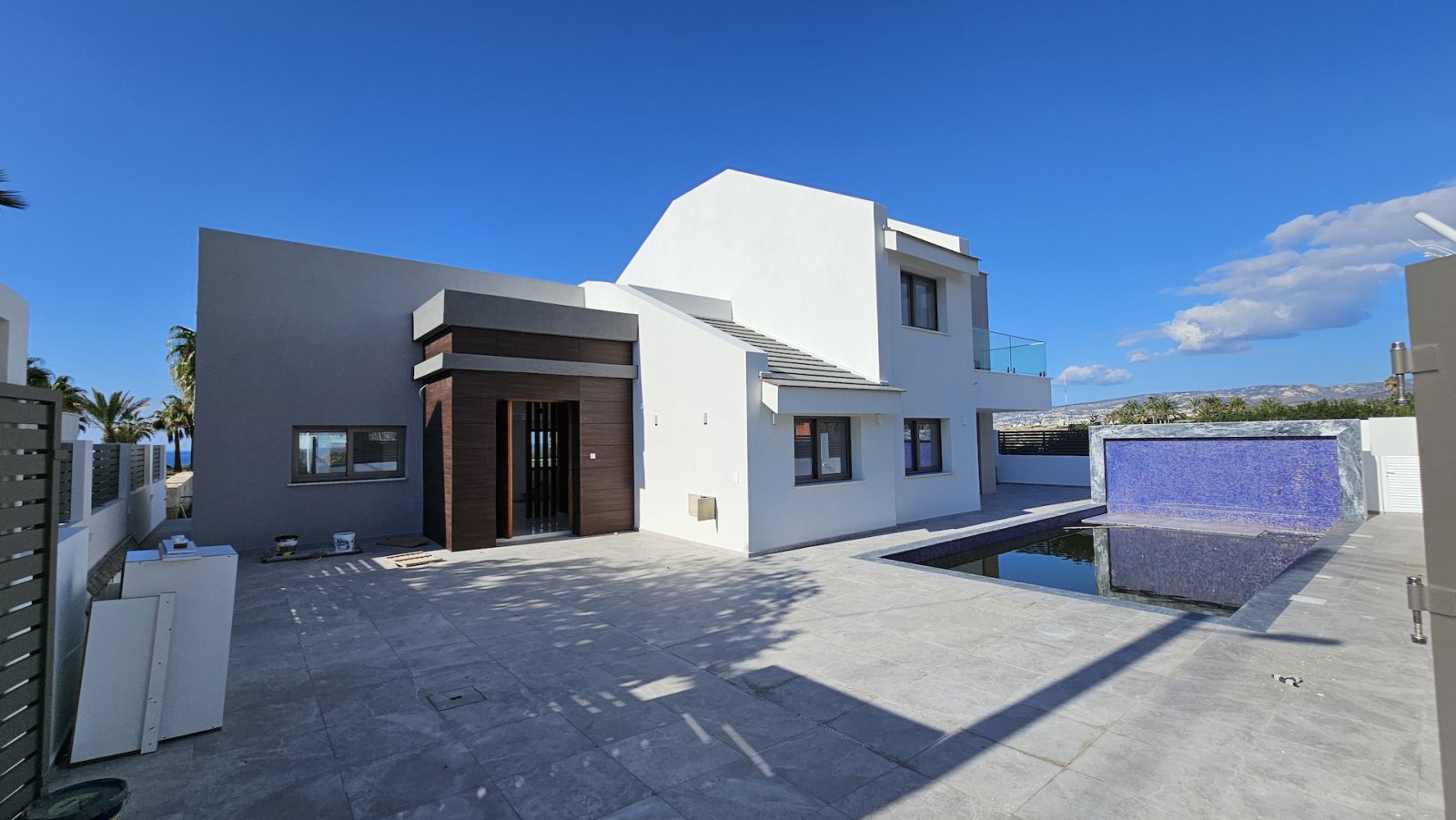 Beachfront Villa for Sale in Chloraka, Paphos – Next to Sandy Beach

Exclusive Beachfront Villa for Sale in Chloraka, Paphos, ideally located right on
