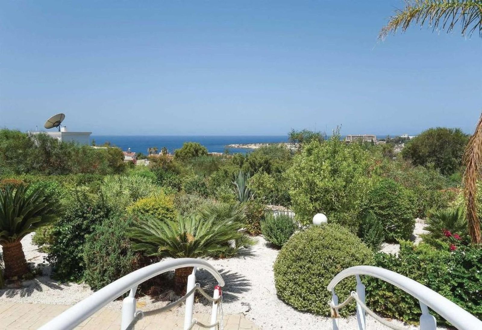 Luxury 4 Bedroom Villa for Sale in Coral Bay, Paphos
A rare opportunity to purchase a spacious four-bedroom villa in Coral Bay, Paphos, one of the mo
