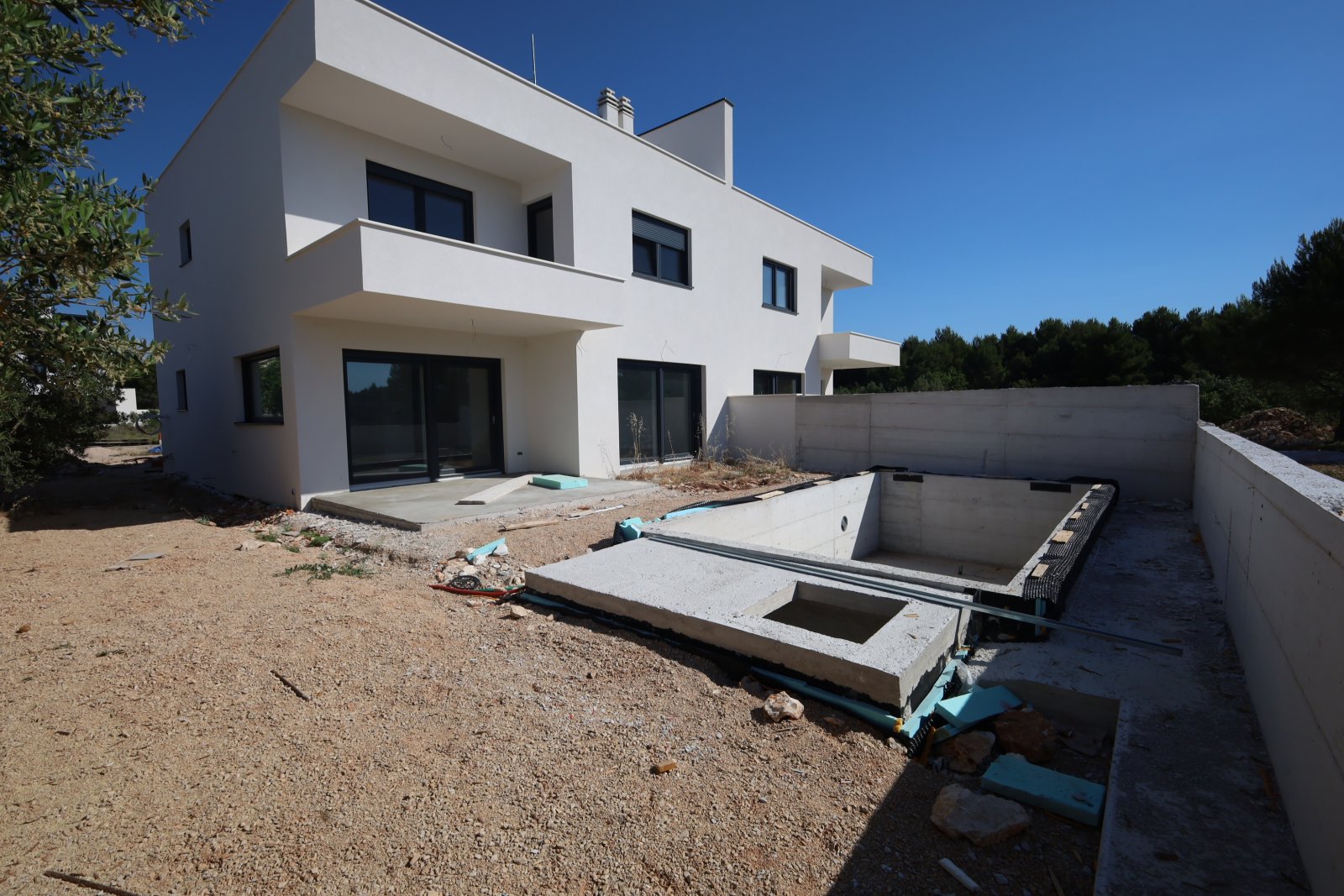 648245 - Villa in Vodice