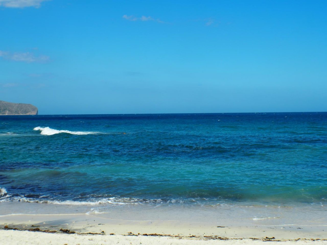 Exklusives Meerfront-Grundstück: Traumhafte Bucht mit unverbaubarem Panorama und direktem Strandzugang! Exklusives Meerfront-Grundstück: Traumhafte Bucht mit unverbaubarem Panorama und direktem Strandzugang!